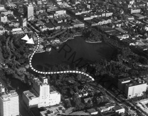 Once Wilshire Boulevard was extended through MacArthur Park in 1934, Wilshire Boulevard became the fashionable shopping district.